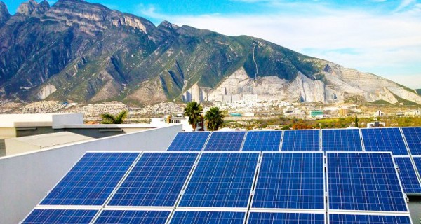 2016: The Year of Big Solar Growth — And State-Level Challenges